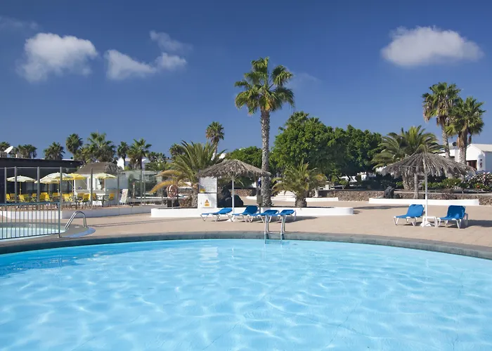 Playa Limones Hotel 3*